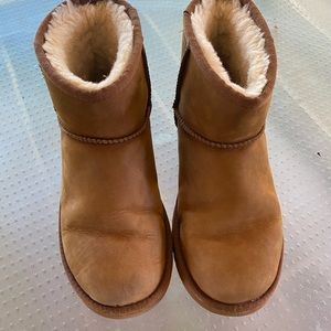The Classic Mini II boots uggs